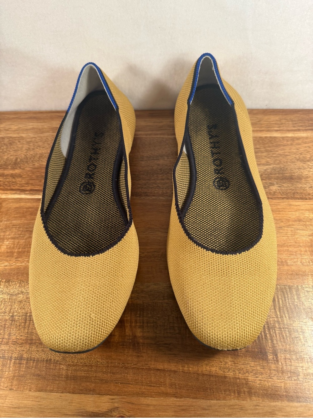 Rothy's Round Toe Flats in Golden Yellow with Black Piping Size 10.5 - Picture 3 of 10